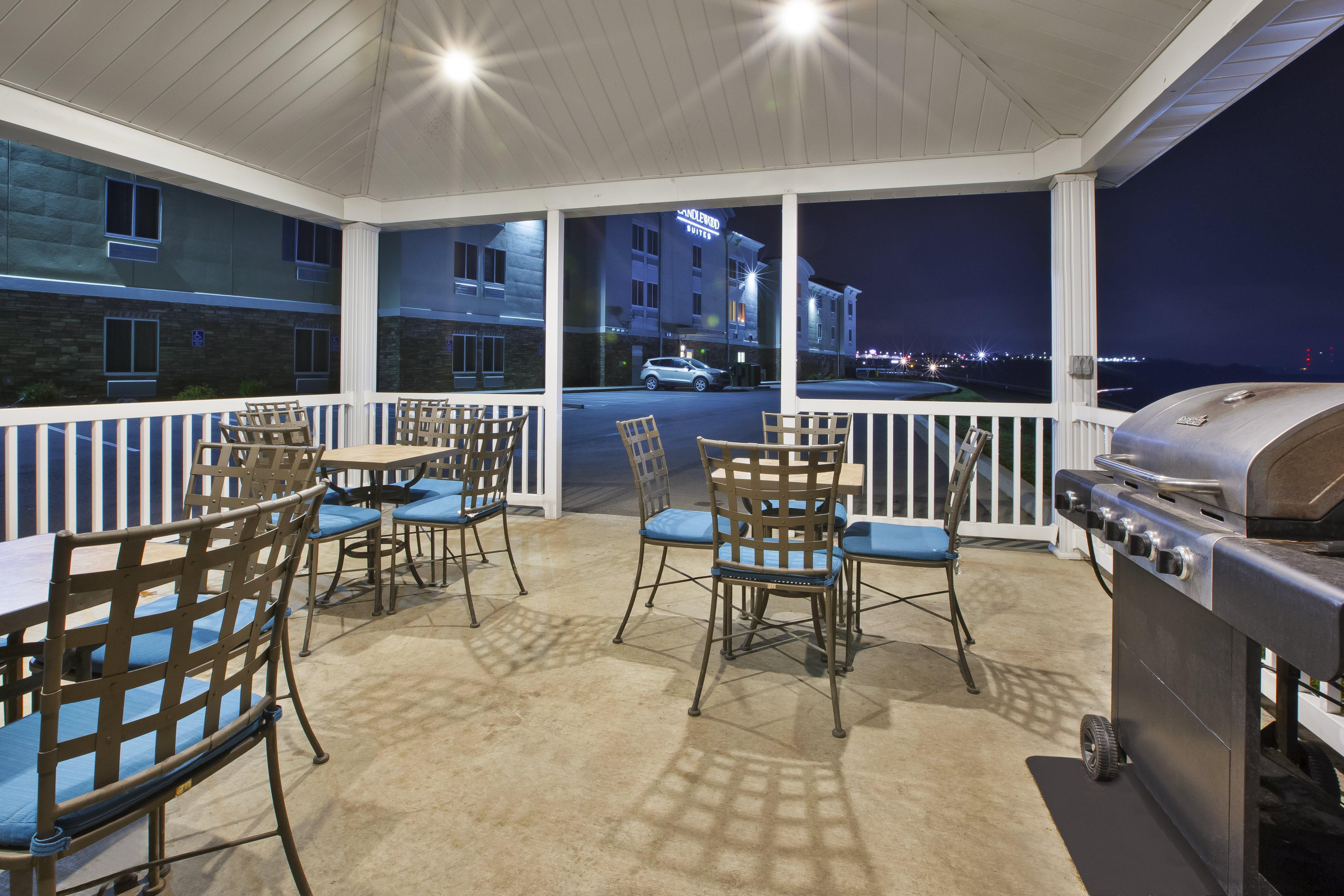 Candlewood Suites Morgantown-Univ West Virginia By Ihg Westover Εξωτερικό φωτογραφία